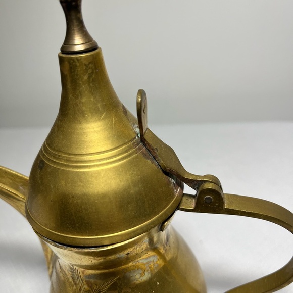 brass Dallah, which is a traditional Arabic coffee pot. - Picture 4 of 8